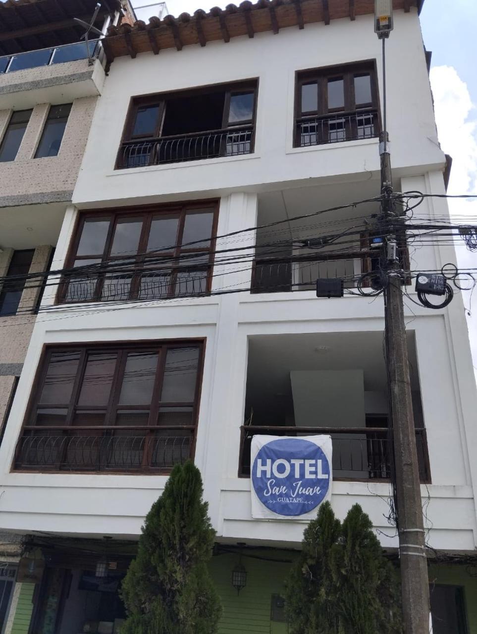 Hostel-Affordable Rooms With Private Bathroom San Juan Guatape Guatapé Exterior photo